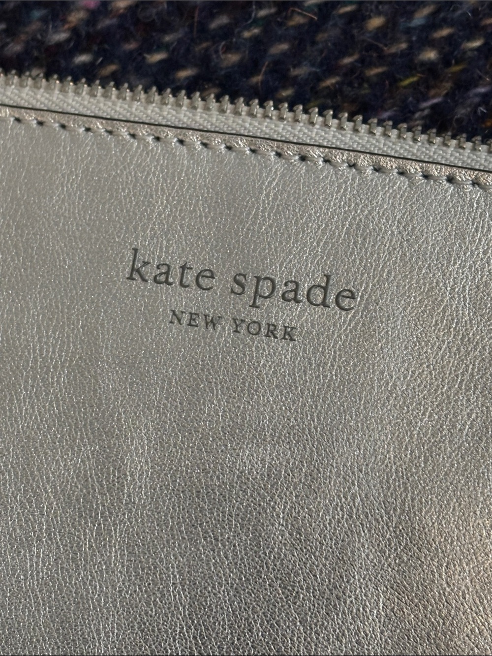 Kate Spade wristlet - Picture 3 of 7